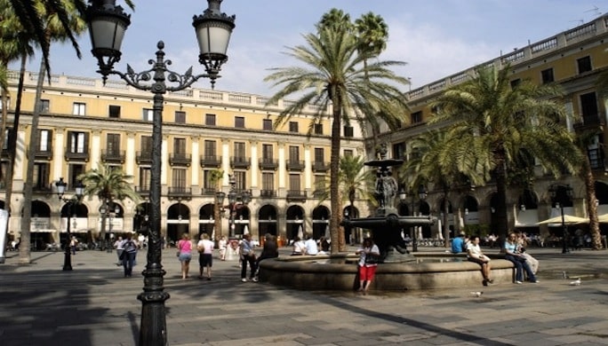 plaza-real-barcelona