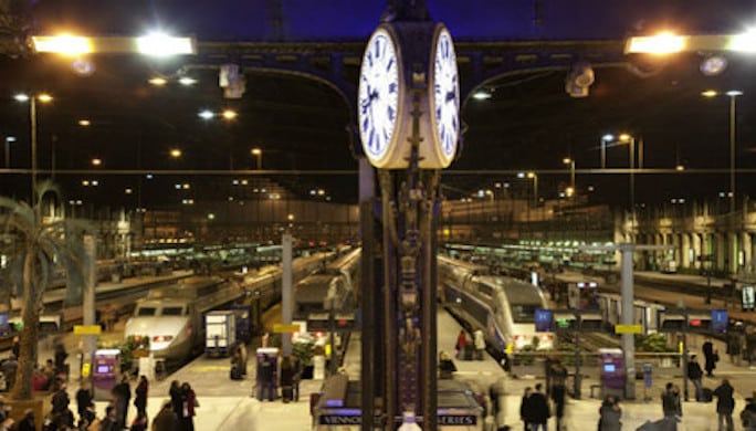 Gare-de-Lyon-interieur-nuit-quais---630x405---©-OTCP-Jacques-Lebar---174-23_block_media_big