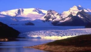 GLACIER PERITO MORENO