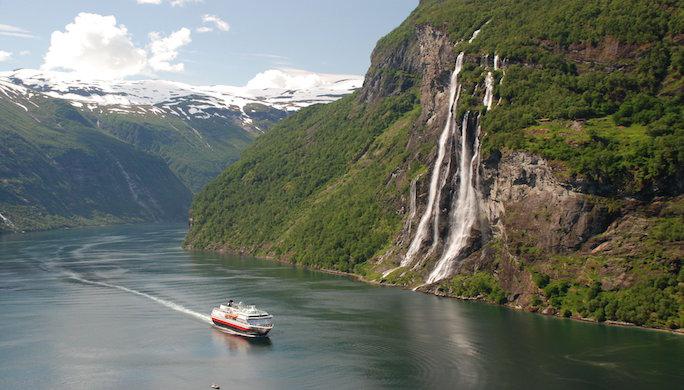 HURTIGRUTEN