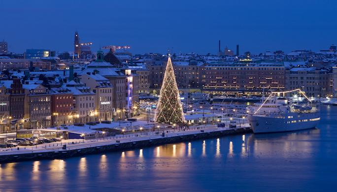 stockholm_view_christmas_tree_photo_henrik_trygg_high-res