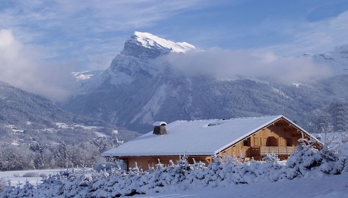 SMOUËNS, MONTAGNE, NEIGE, TRAVEL, VACANCES, FRANCE