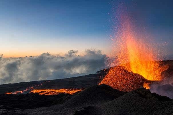 Piton de la Fournaise: Voyage au centre de la Terre