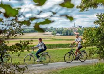 DECOUVRIR LA FRANCE ET SES FROMAGES A VELO