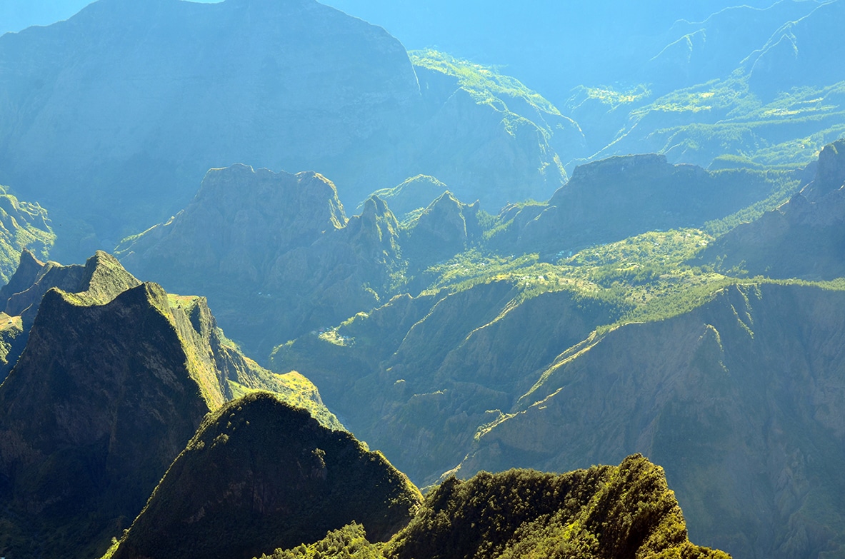 Pitons, cirques et remparts de l'île de la Réunion - UNESCO World Heritage  Centre