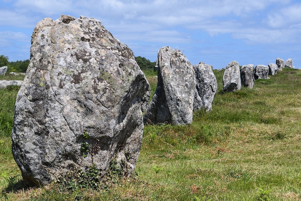 Partenariat ville de Carnac,  centre des monuments nationaux.