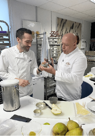 La Cuisine De L Espace Revisitee Par Thierry Marx Infotravel Fr