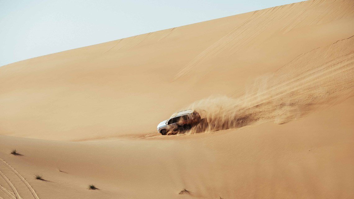 Abu Dhabi vous emmène dans le désert