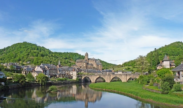 colonie vacances aveyron