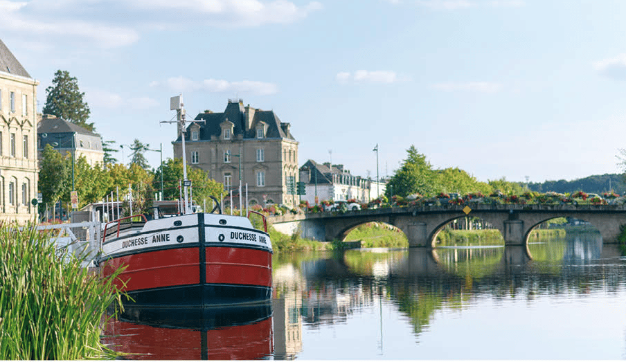 Situé au coeur de la Bretagne, curieux destin que celui de Pontivy qui pendant 10 ans est devenue Napoléonville