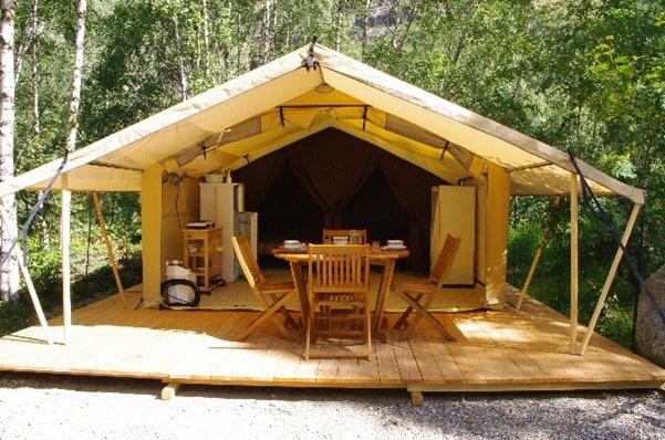 Hébergements insolites_Oisans_tente_camping_news_2021