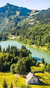 Les Alpes du Léman (Haute-Savoie) :5 balades insolites pour profiter du grand air