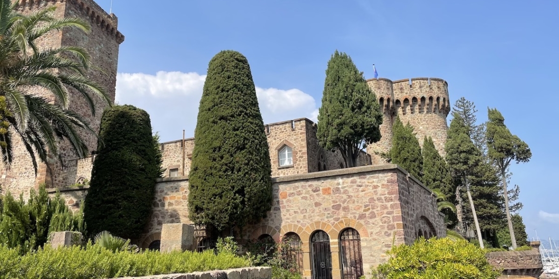 CHATEAU LANAPOULE ROBERT KASSOUS