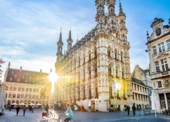 LEUVEN