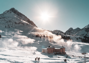 Hôtel de luxe en hiver