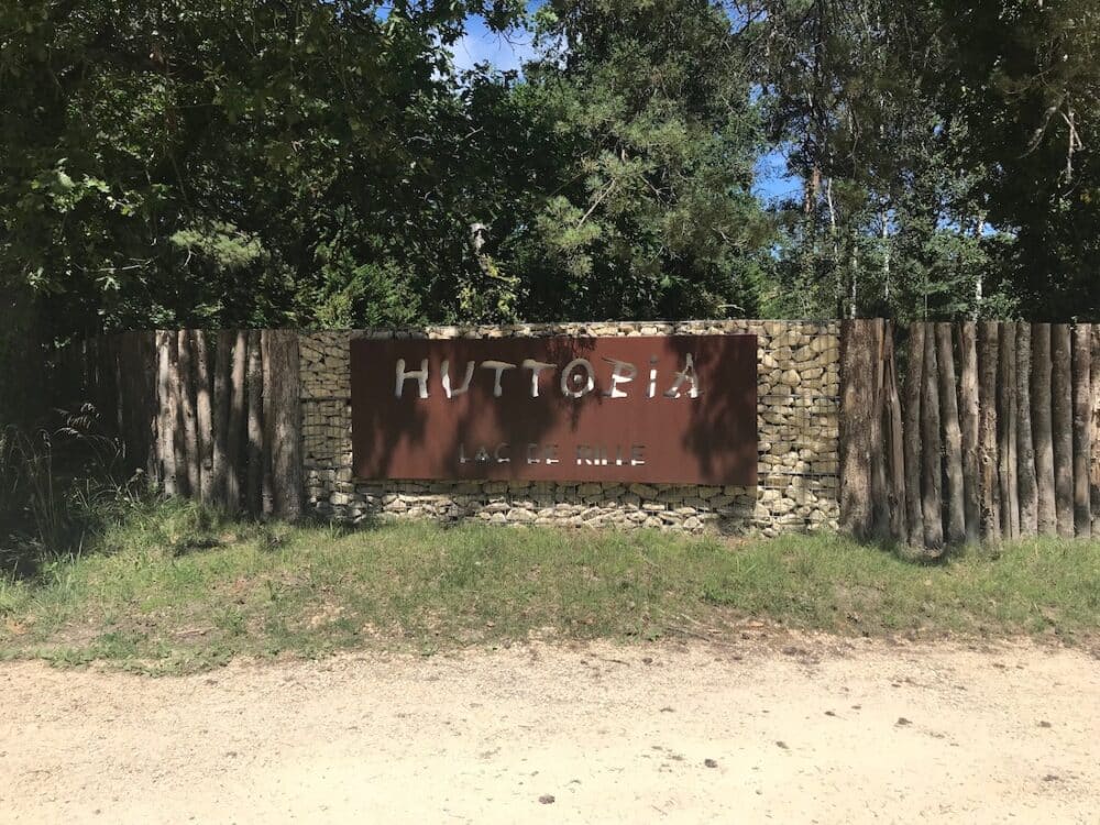 VILLAGES HUTTOPIA