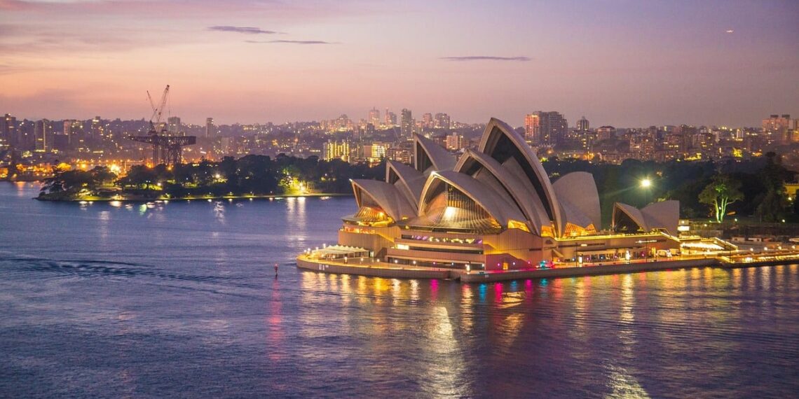 sydney-opera
