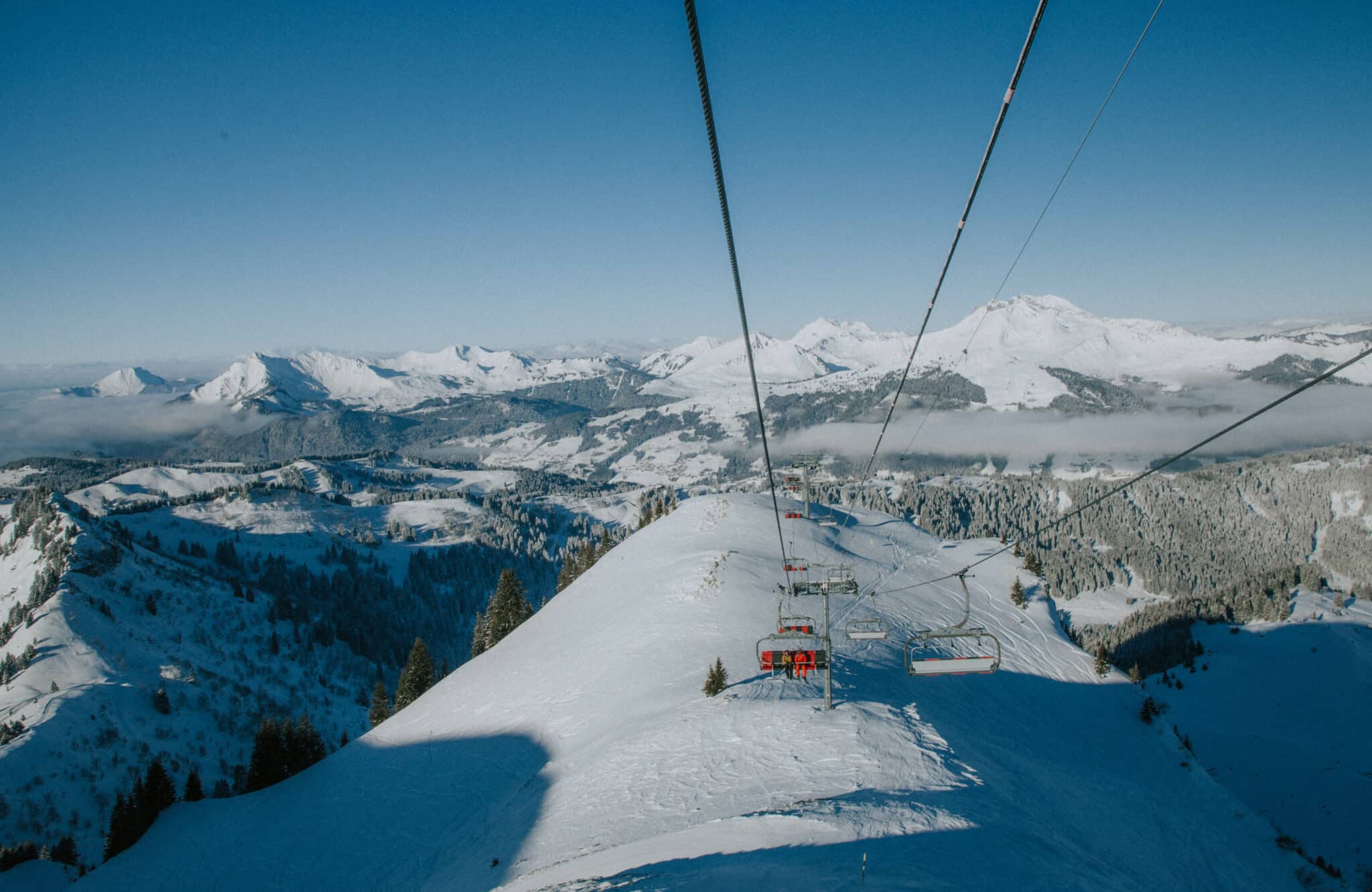 Morzine : comment la station s'adapte pour satisfaire ses vacanciers,  malgré le manque de neige