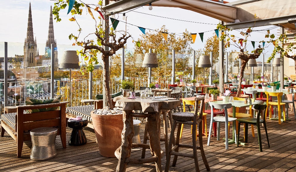 Mama Shelter Bordeaux : Un lieu incontournable pour un city break fun et épicurien 