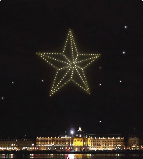 Bordeaux fête le vin 2023 un spectacle de drones inédit En nocturne les 23 et 24 juin.