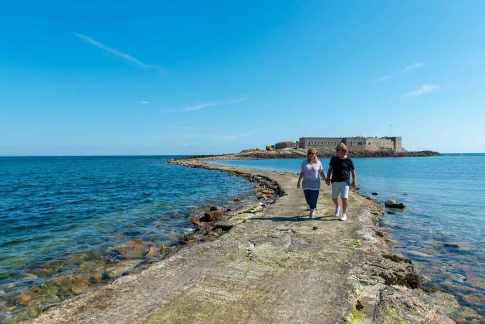 Fort Raz Causeway, Alderney