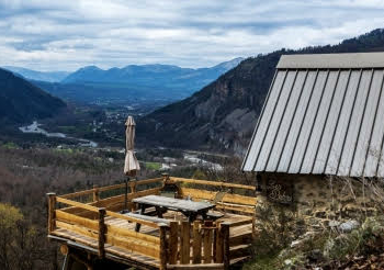 séjour seul.e à la montagne