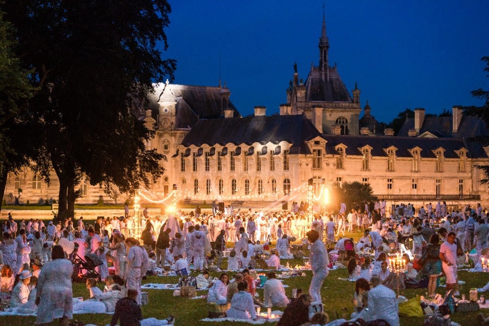 pique nique en blanc Château de Chantilly