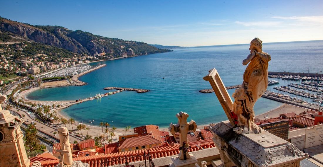 MENTON - Le cimetière du vieux château