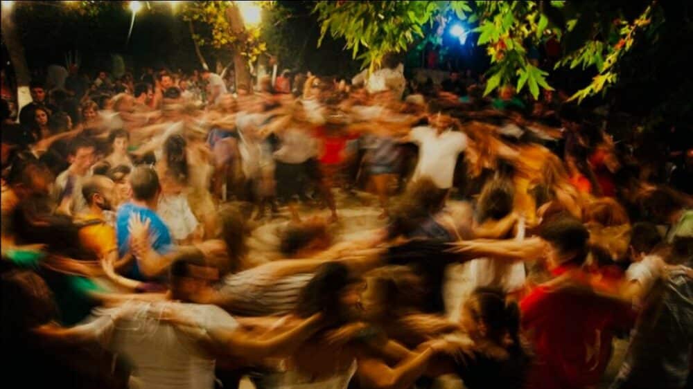 Célébration du 15 août – Panigiria – Festivals grecs avec danses folkloriques traditionnelles