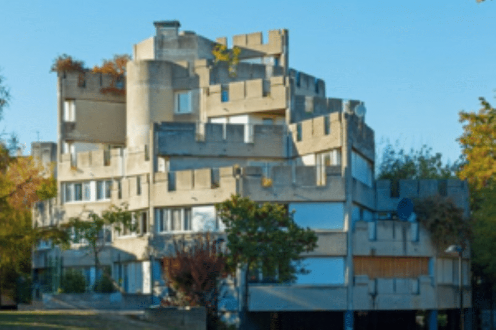 

Un parcours autour des réalisations de l'architecte Renée Gailhoustet 

