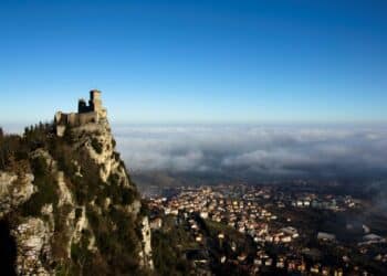 découvrir San Marino, la plus ancienne république au monde perchée sur le Mont Titano