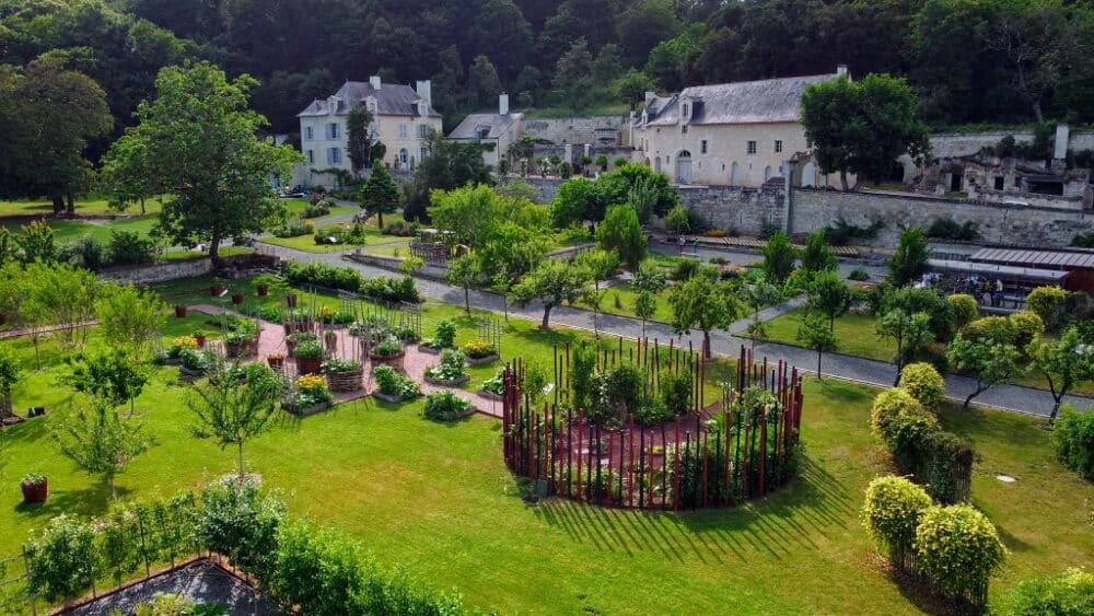 SAUMUR