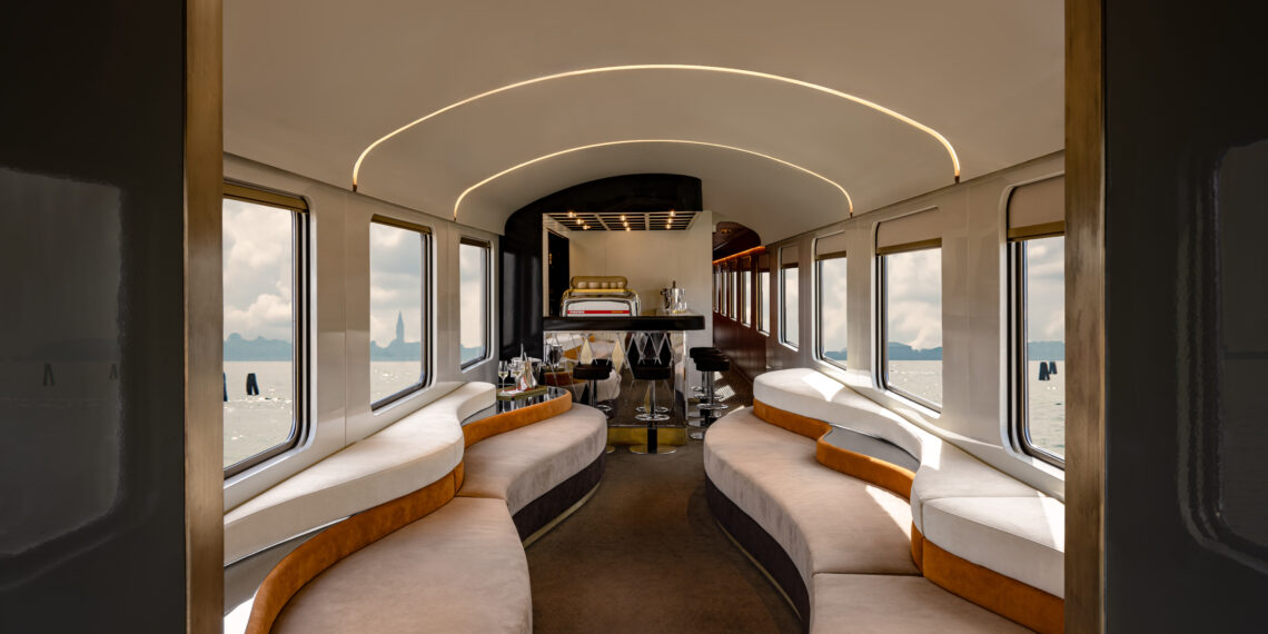 La Dolce Vita Orient Express