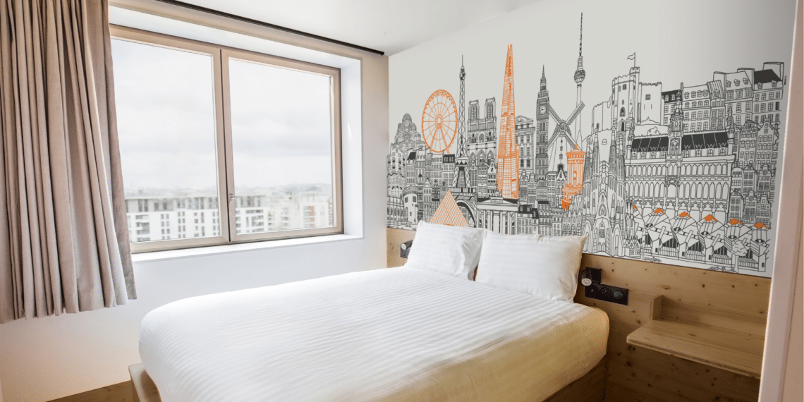 EasyHotel