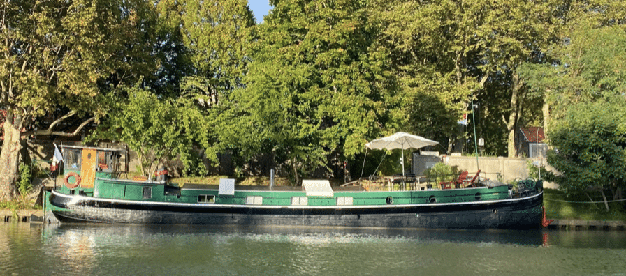 La péniche de Tina et Olivier à deux pas de la capitale
