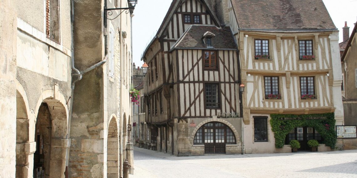Troyes