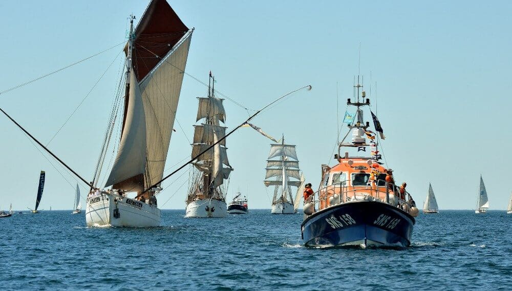 ©F. GALIVEL-LORIENT OCEANS