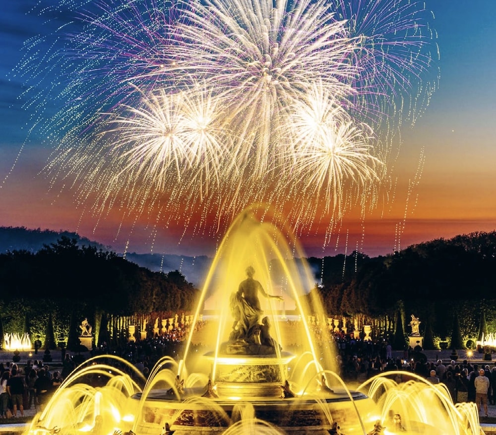 VERSAILLES