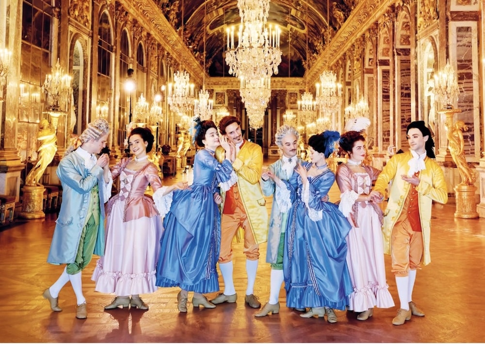 VERSAILLES
