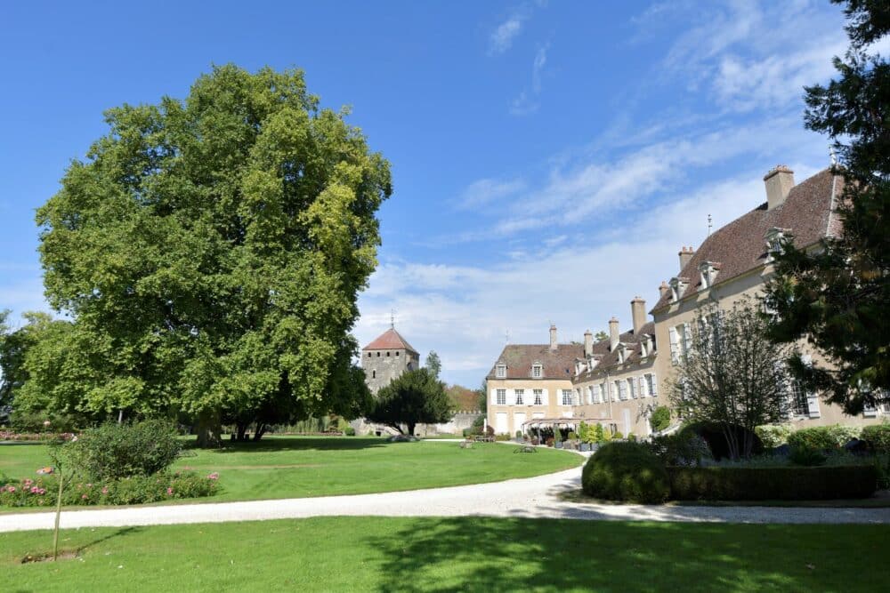 CHÂTEAU DE VAULT-DE-LUGNY
