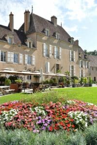 CHÂTEAU DE VAULT-DE-LUGNY