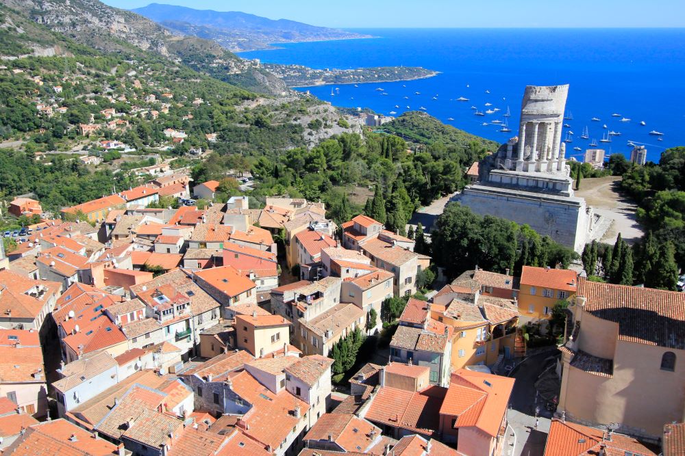 RIVIERA