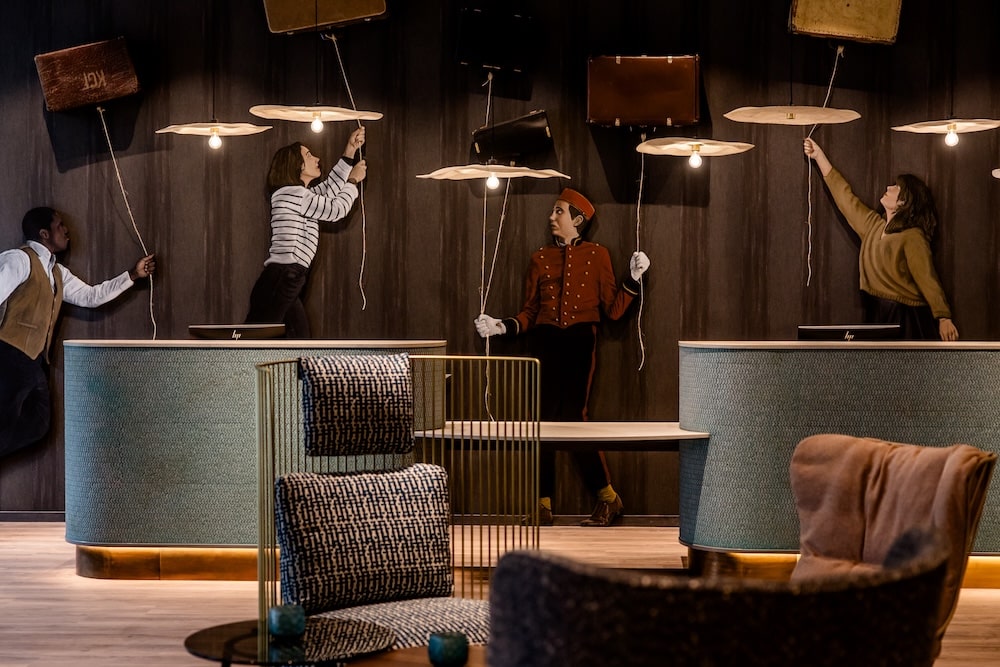 MOTEL