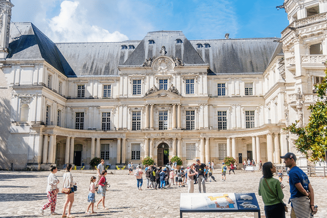 BLOIS