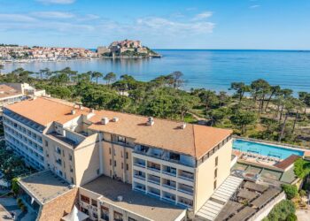 MILÉADE CALVI