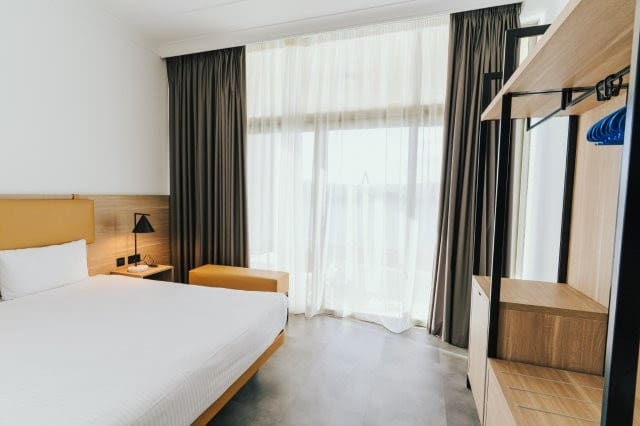 RADISSON