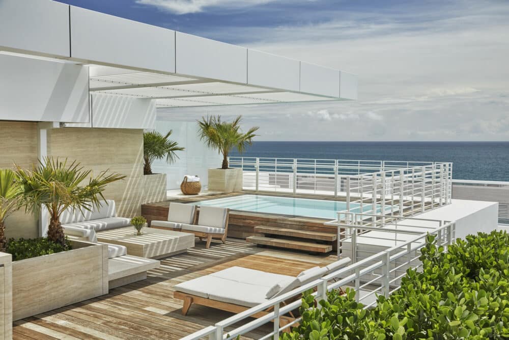 Four Seasons Hotel Miami