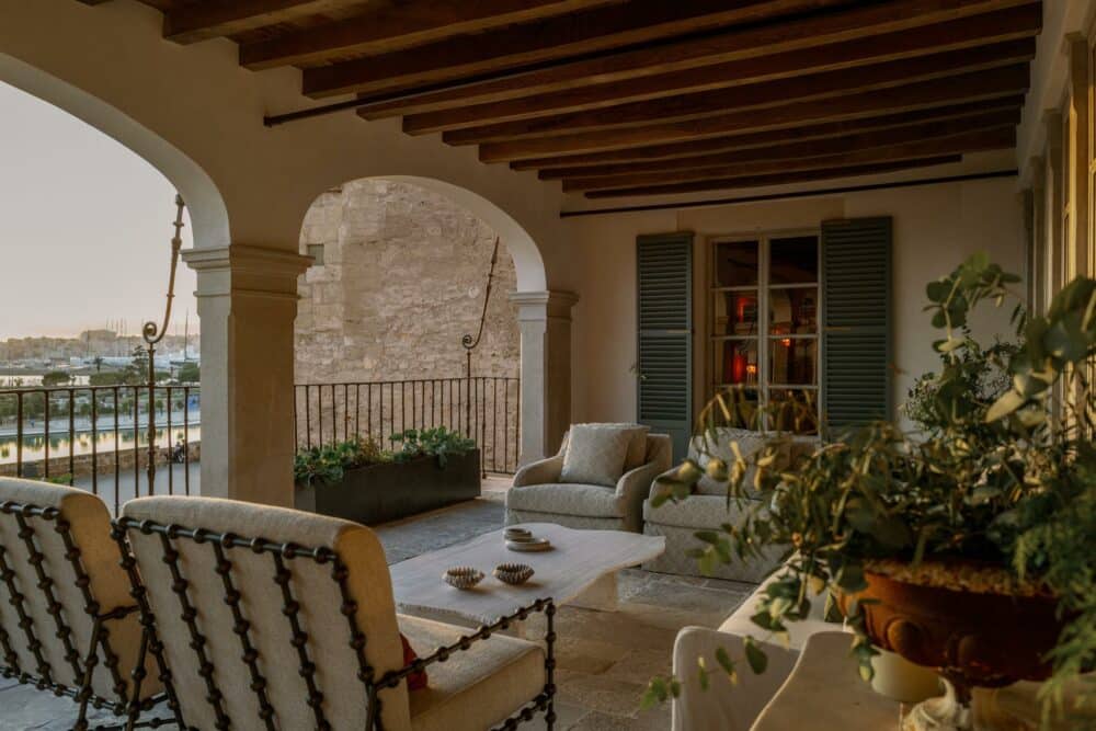 Vestige Collection, MIramar