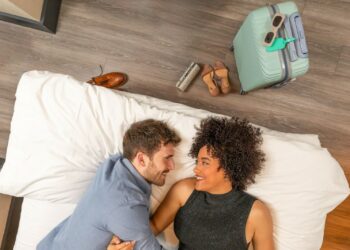 easyHotel