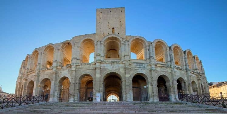 Arles, Monument